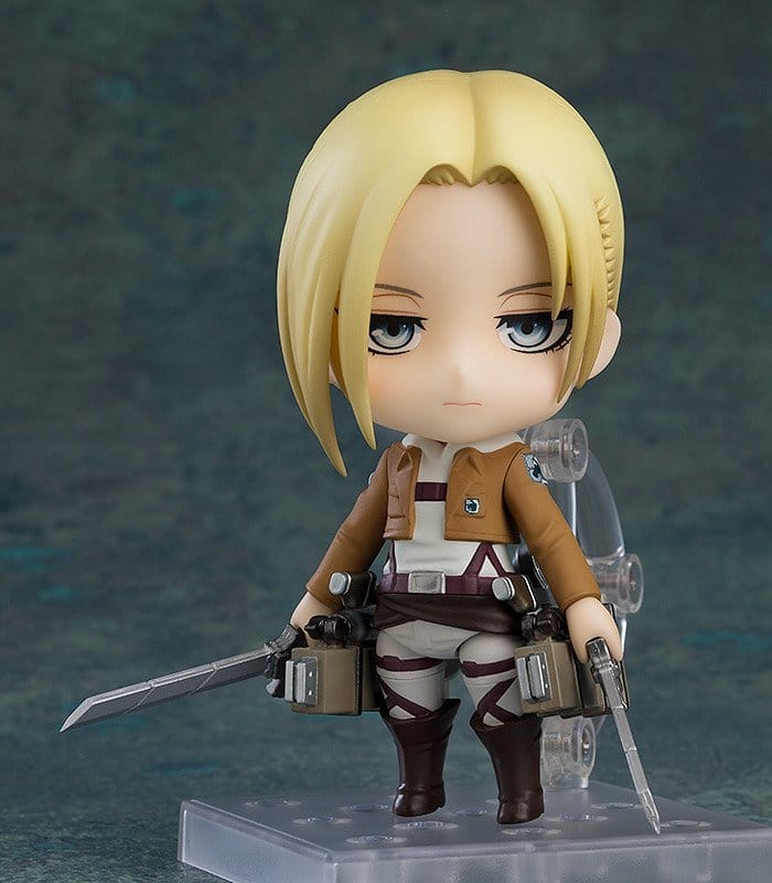 Annie Leonhart