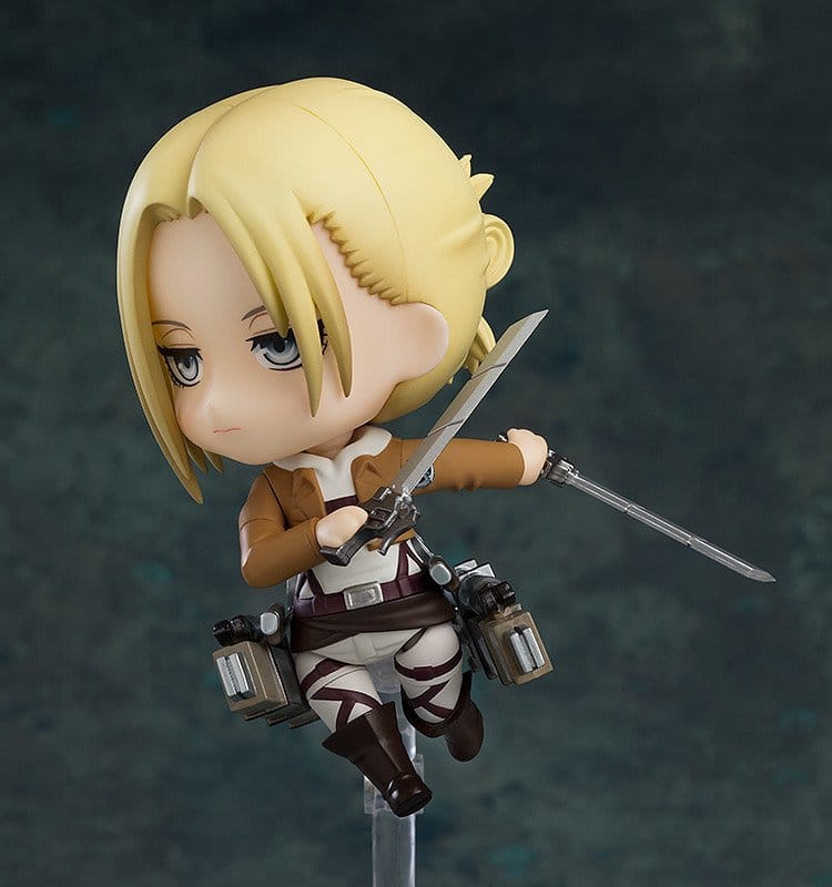 Annie Leonhart